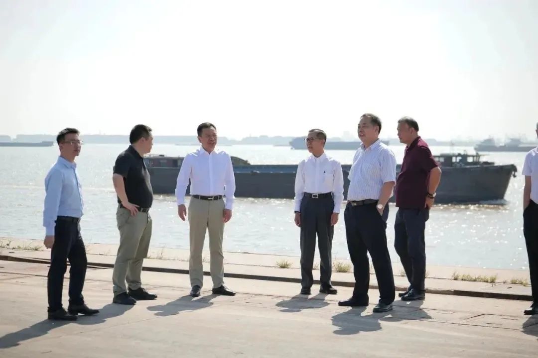 新能源 新动力 新未来|99499威尼斯股份“动力与能源工业集群”圆桌座谈会顺遂召开